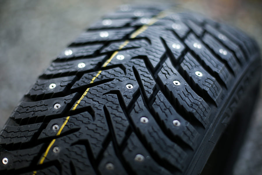 ¿Puedes montar neumáticos de invierno en verano?