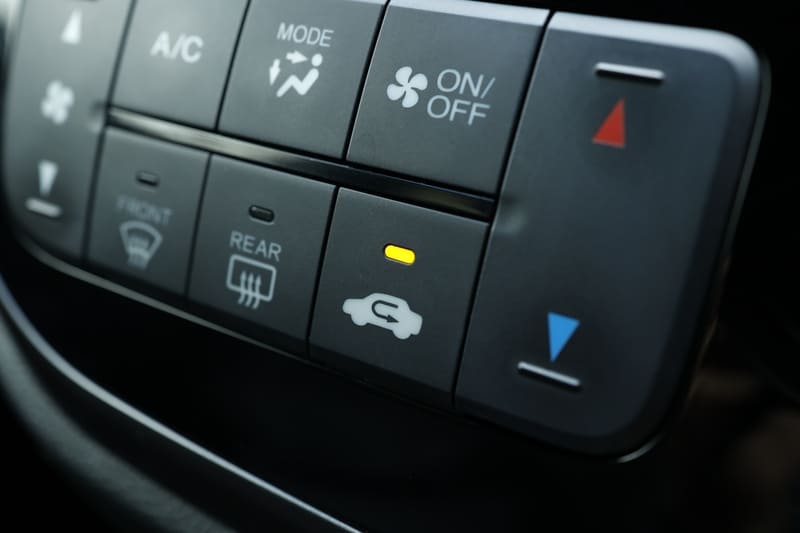 Botones del aire acondicionado del coche