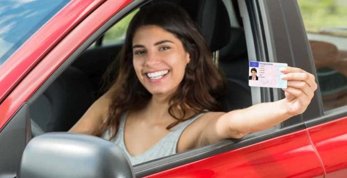 Πώς να ανανεώσετε την άδεια οδήγησης