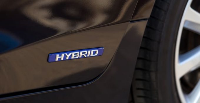 Ako funguje hybridné auto a aké sú jeho typy