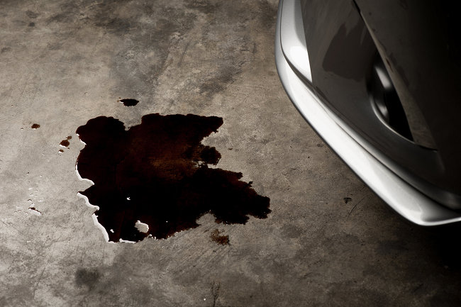 Ölverlust beim Auto: Gründe, Folgen und Lösungen