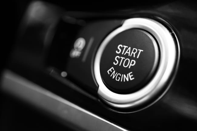 Vantaggi auto ibride: tecnologia Stop&Start