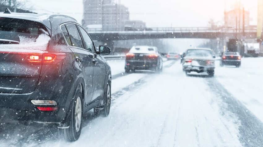 Distanza di sicurezza auto con la neve