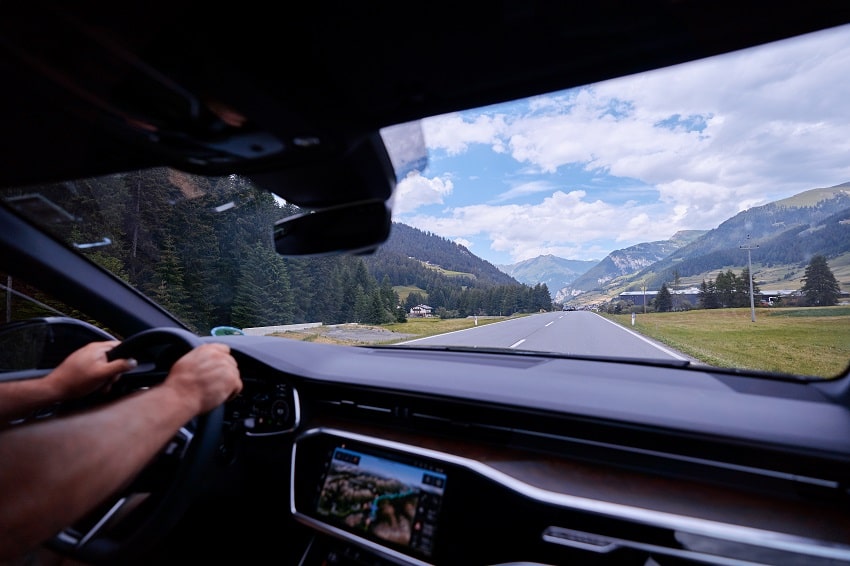 Driving in Switzerland - vignette