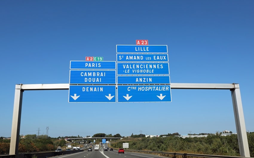 French toll signs